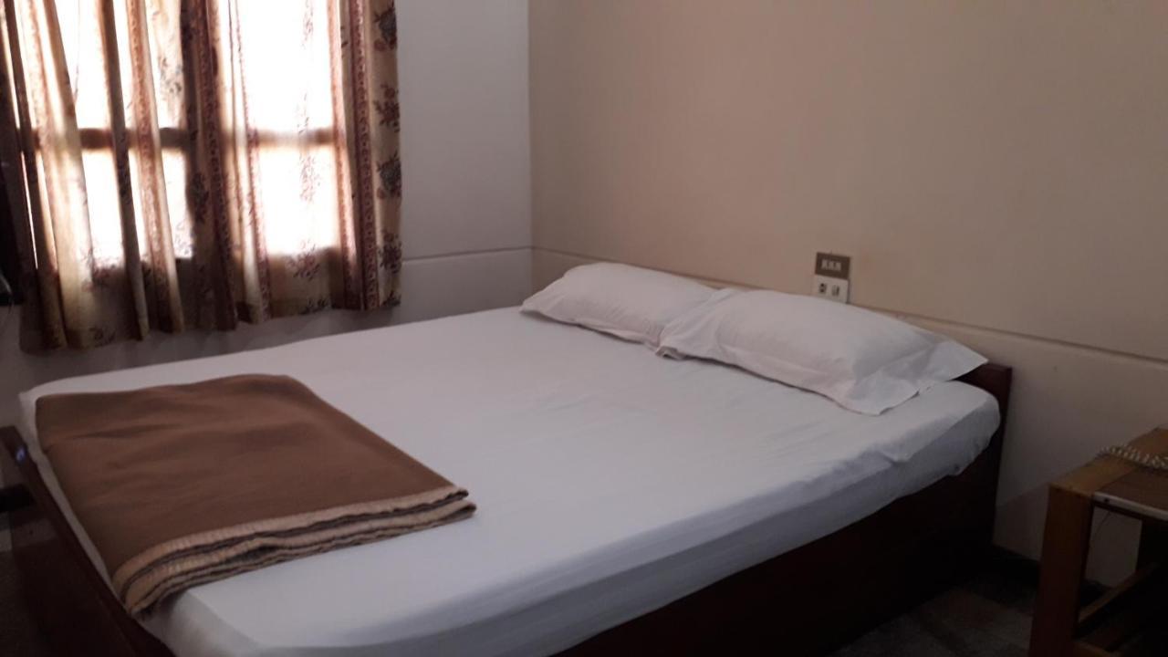 Taim Phyu Hotel Mandalay Exterior photo