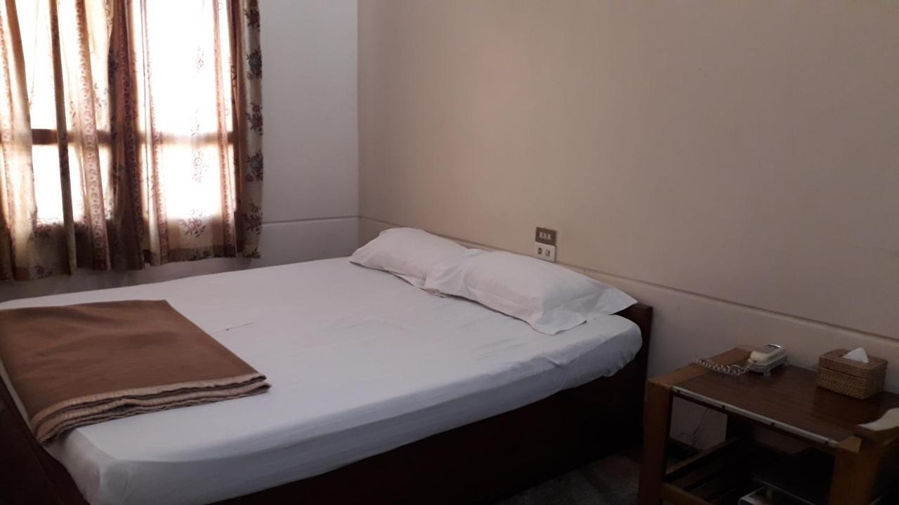 Taim Phyu Hotel Mandalay Exterior photo